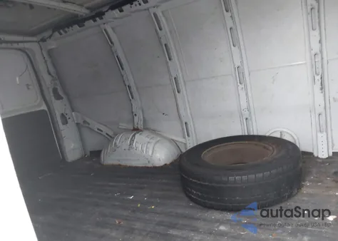 2005 Chevrolet Express z USA, uszkodzony, nr VIN 1GCGG25V951155867